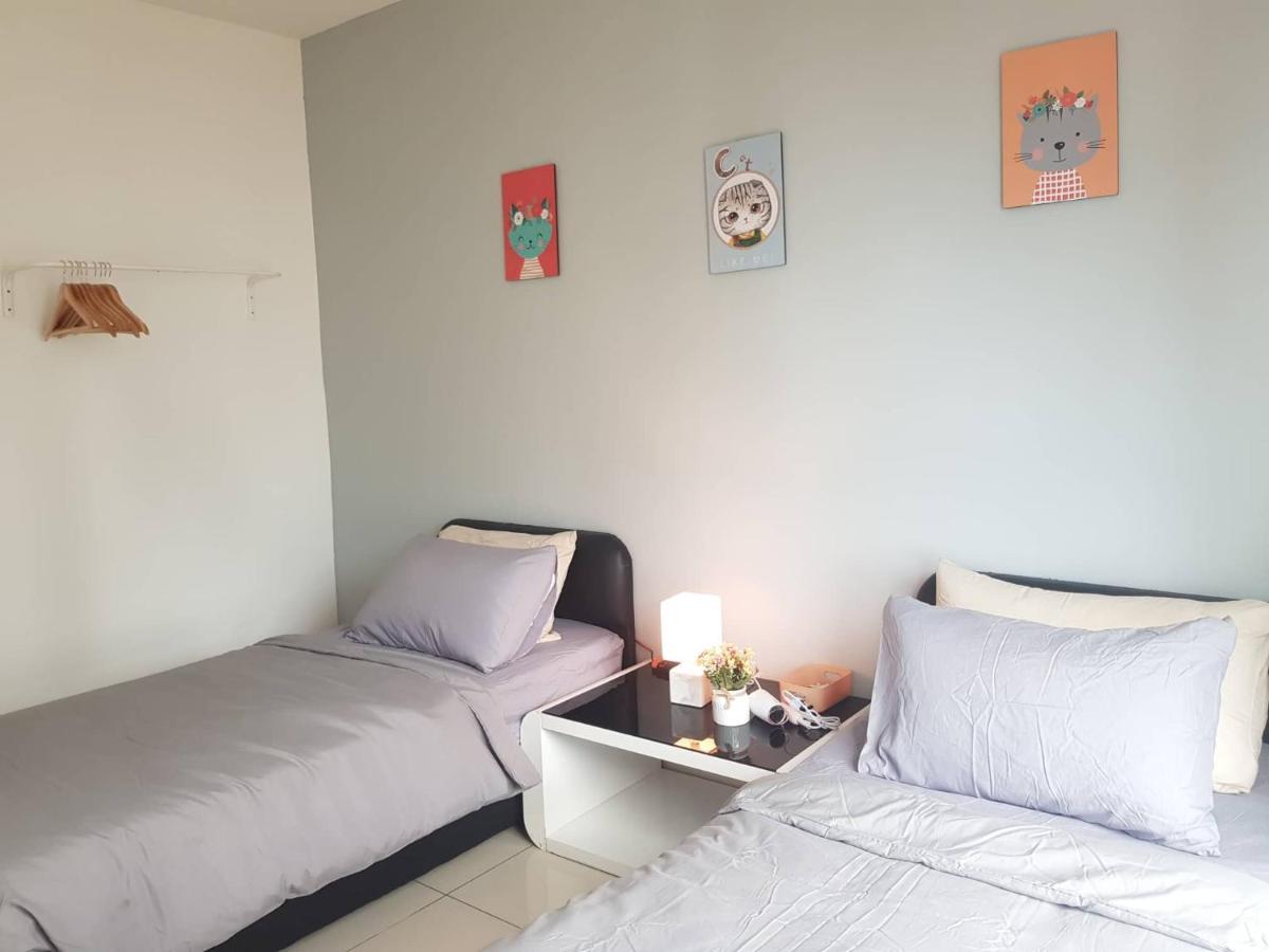 Mansion One Suite By Staycation Homestay George Town Exteriör bild