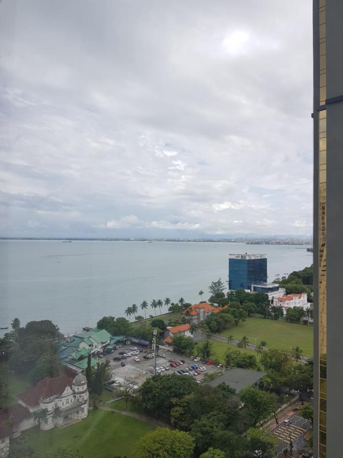Mansion One Suite By Staycation Homestay George Town Exteriör bild
